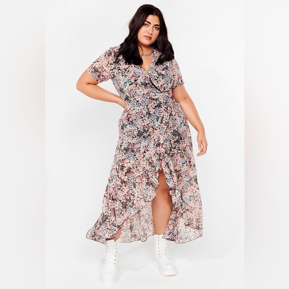 Nasty Gal Plus Size Floral Ruffle Midi Dress, NWT
